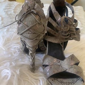 Gorgeous brand new high heels shoes